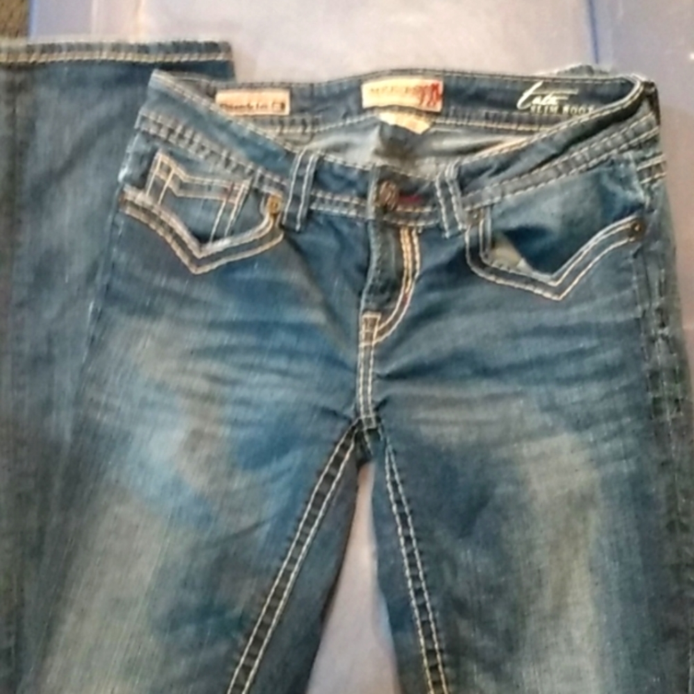 Women's blue jeans